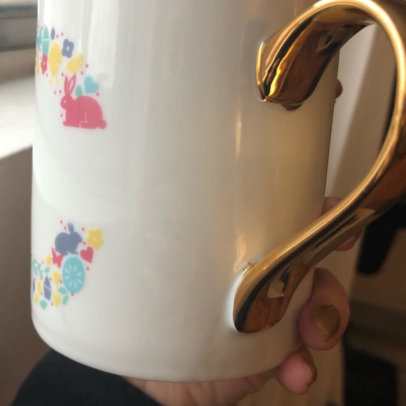 FREE WITH PURCHASE✨ Easter themed initial C Mug - Picture 3 of 4